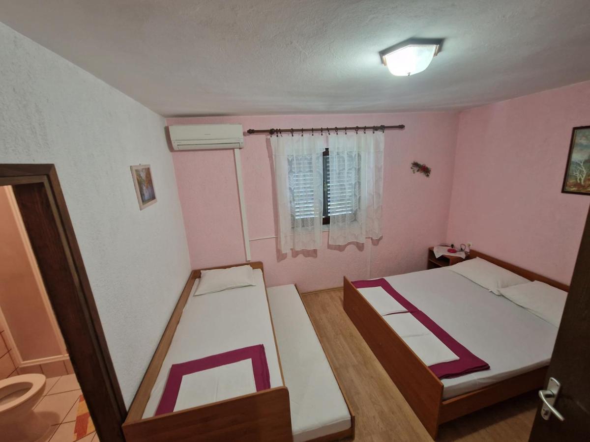 Rooms Anita Sibinj Sibinj Krmpotski Exterior foto