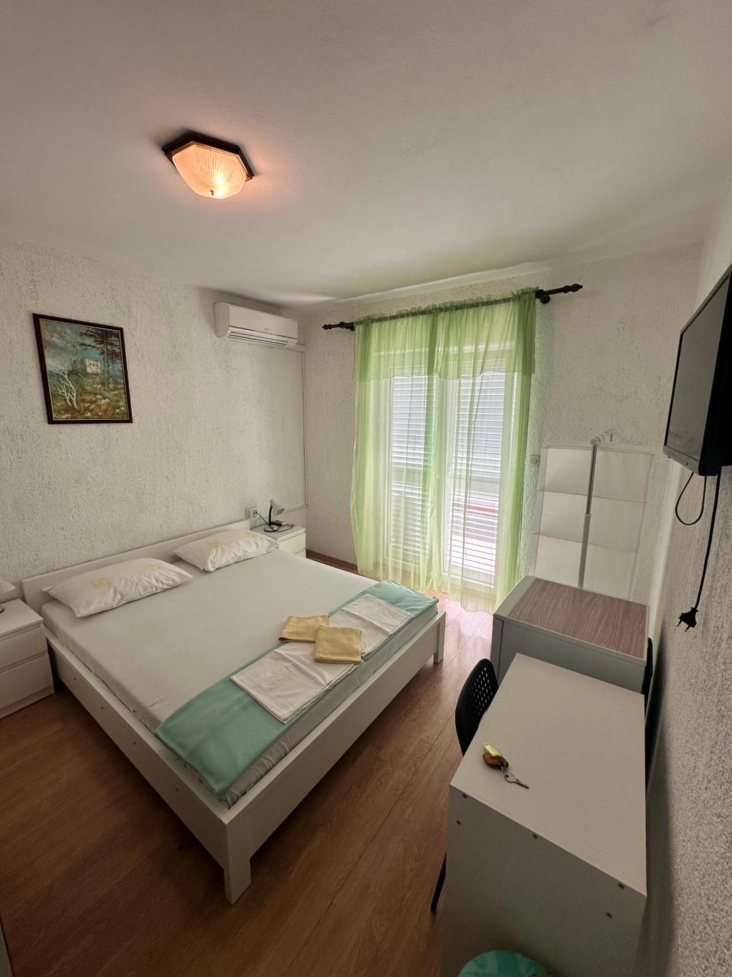 Rooms Anita Sibinj Sibinj Krmpotski Exterior foto